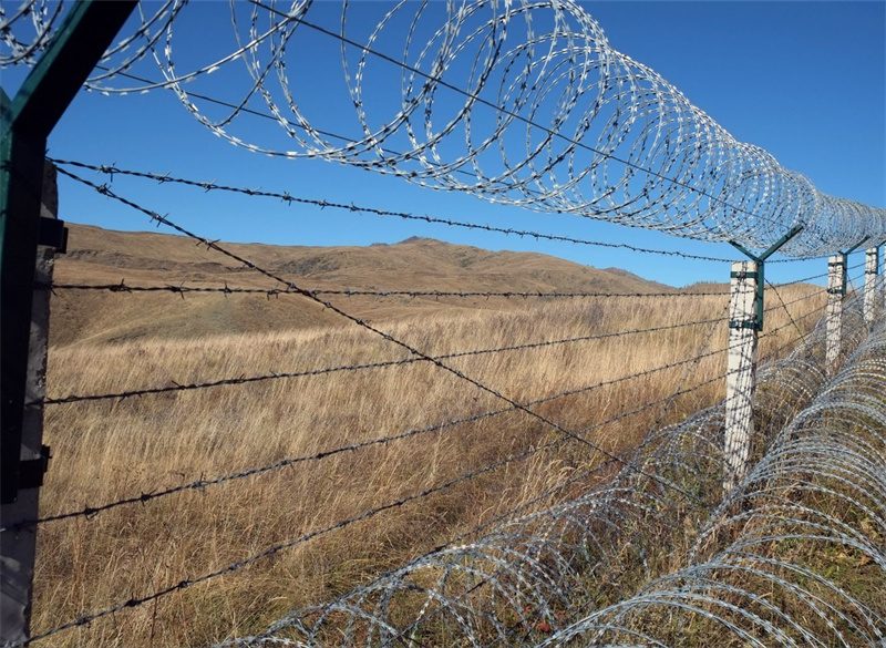 刀片刺（cì）繩